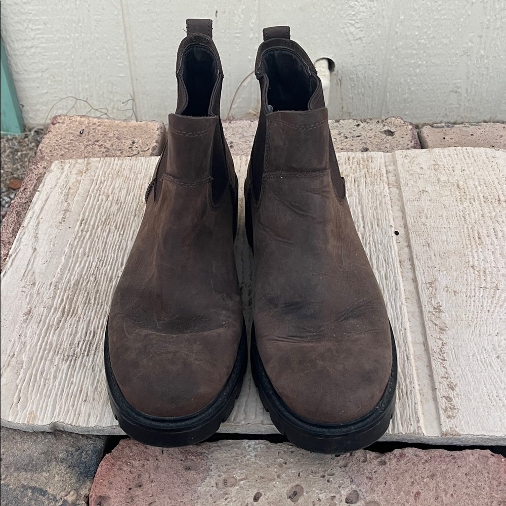 Womens Ugg Loxley Brown Nubuck Leather Platform Chelsea Ankle Boots Size 9 - Picture 2 of 11